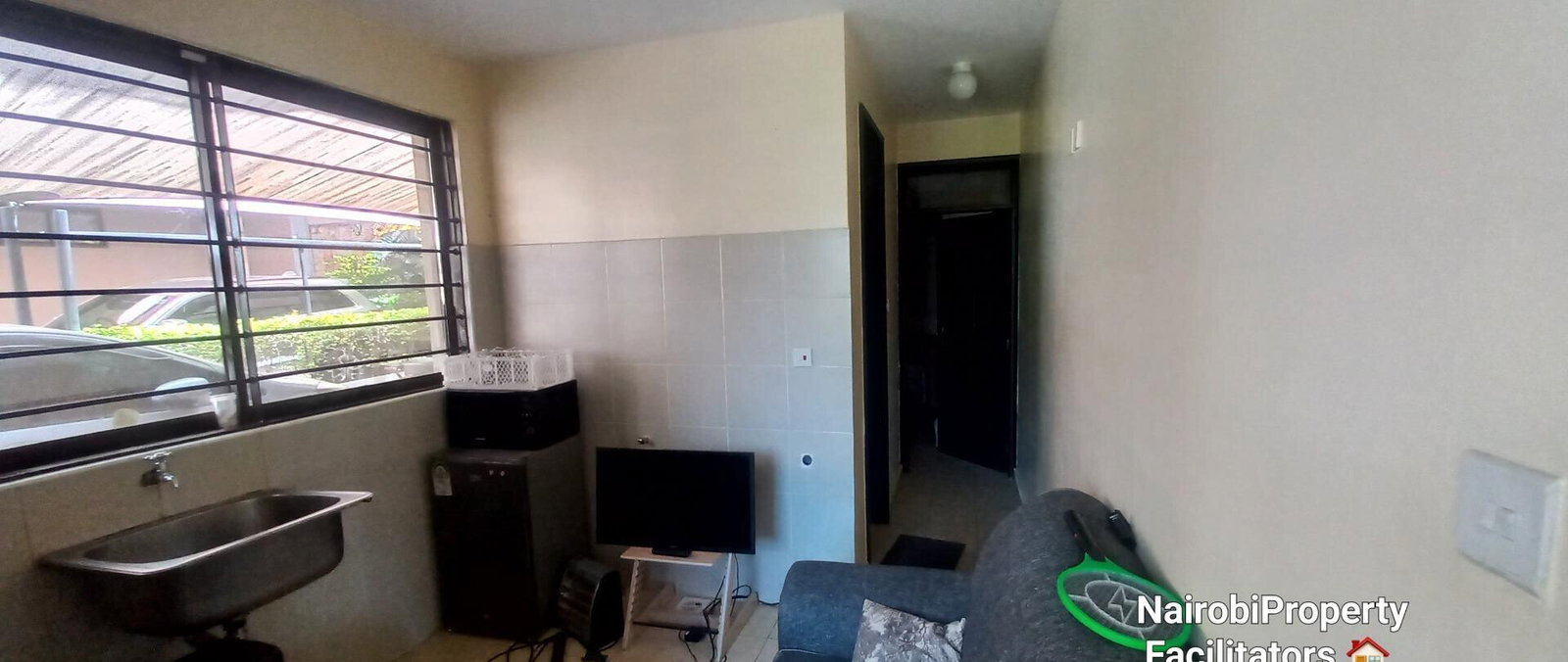 5-Ensuite Townhouse with Rooftop Jacuzzi & Private Pool - Lavington