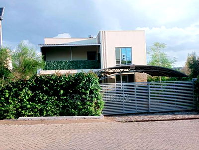 4bdrm Maisonette in Joska for rent - Image 3