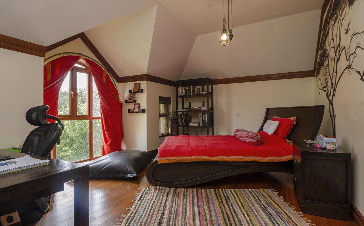 4 En-Suite Townhouse with Fireplace Near ISK - Kitisuru