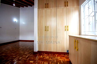 4bdrm House in Gatanga Hill Court, Valley Arcade for sale - Image 11