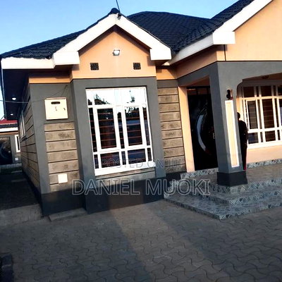 4bdrm Maisonette in Accacia, Kitengela for sale - Image 1