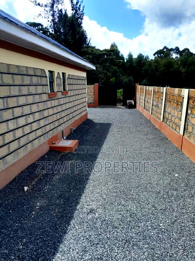 3bdrm Bungalow in Kisearan, Matasia for sale - Image 10