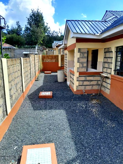 3bdrm Bungalow in Kisearan, Matasia for sale - Image 12