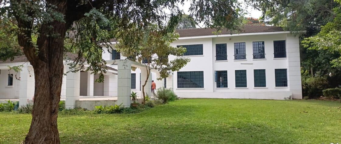 5-Ensuite Townhouse with Fireplace & UN Proximity - Gigiri