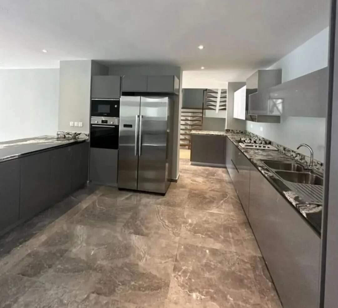 3-Bed Garden Villa with Italian Kitchen & Solar - Spring Valley