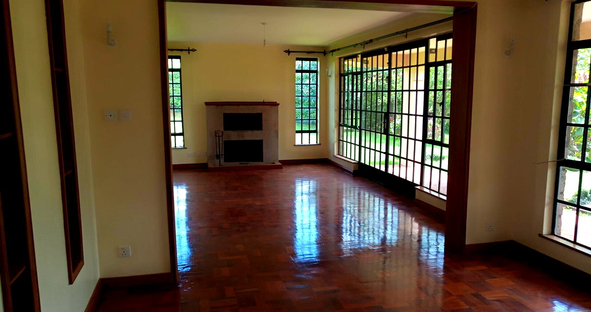 4BR Townhouse with Library, DSQ & Borehole - Mumwe Gardens, Runda