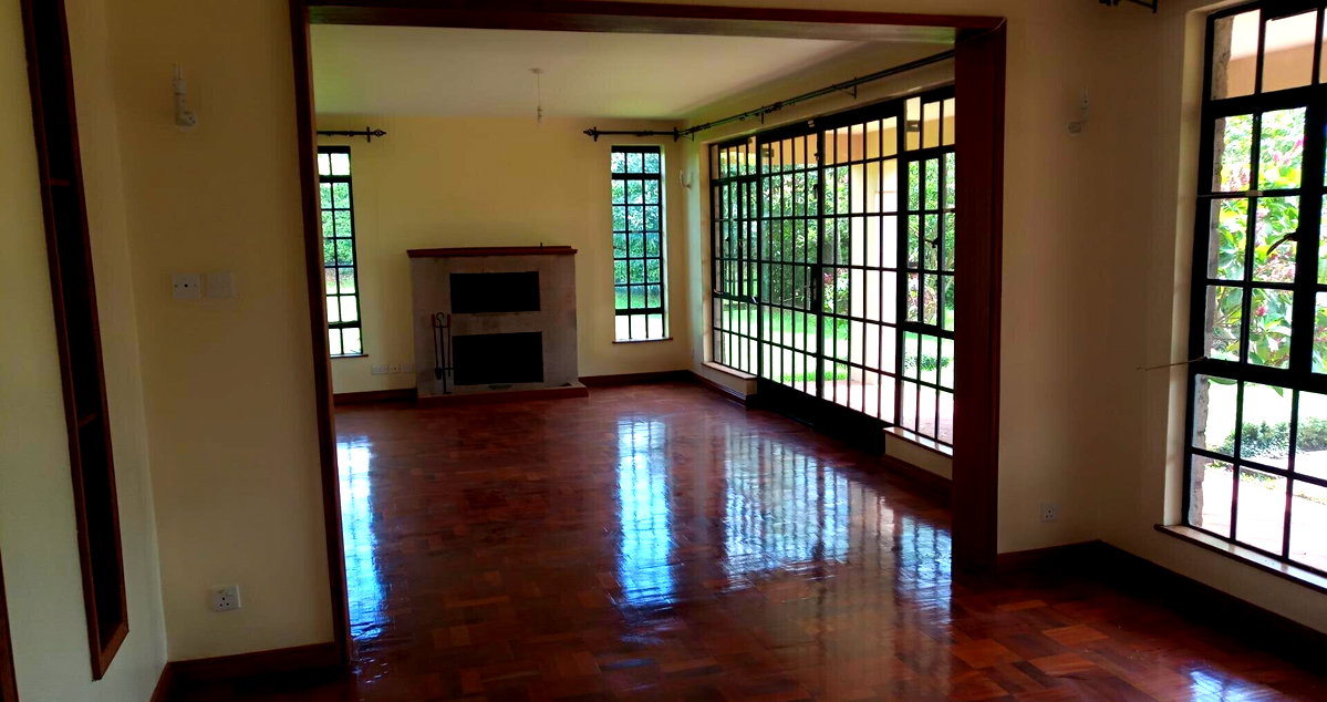 4BR Townhouse with Library, DSQ & Borehole - Mumwe Gardens, Runda