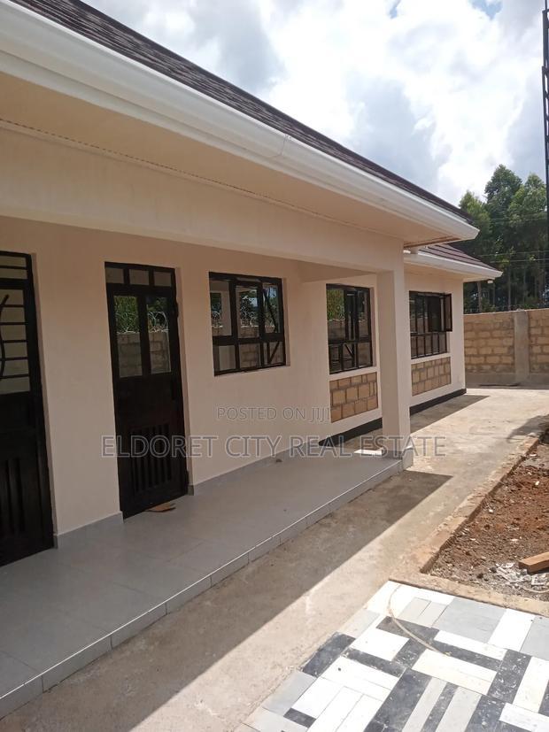 Furnished 3bdrm Bungalow in Annex, Kapsuswa for sale
