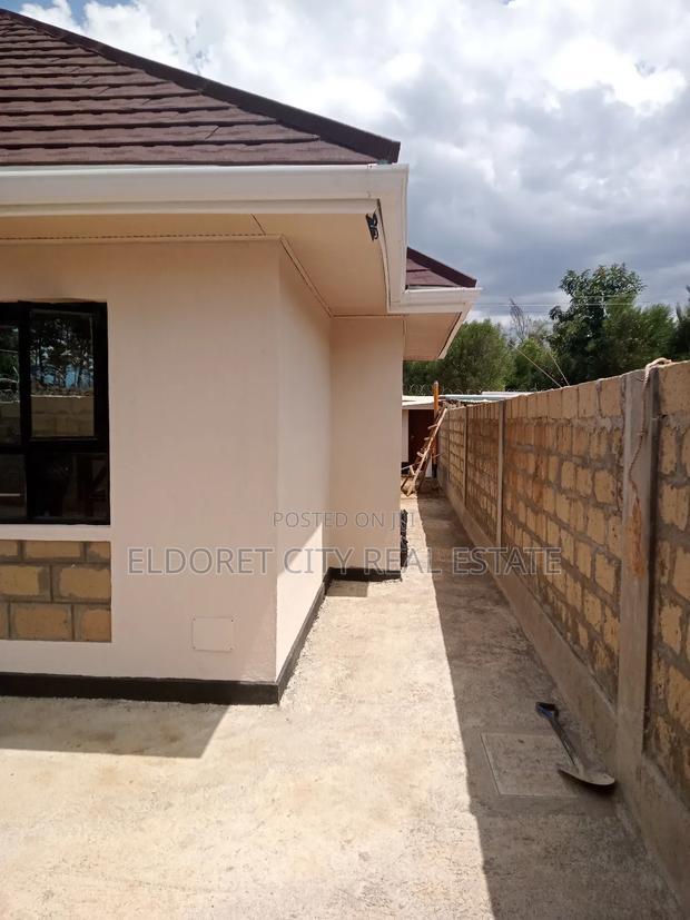 Furnished 3bdrm Bungalow in Annex, Kapsuswa for sale