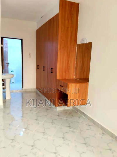 3bdrm Bungalow in Kitengela for rent - Image 13