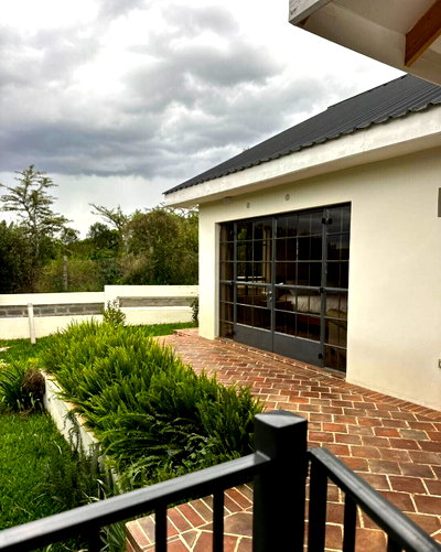 3BR Townhouse with Garden on 3-Acre Plot