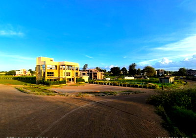 Half Acre Garden Plot with Parking at KSh 25M