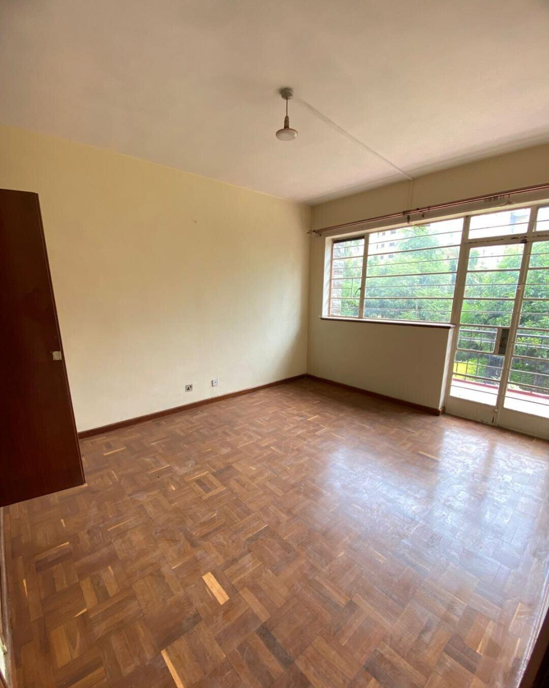 4BR Townhouse with DSQ & Private Garden - Kilimani