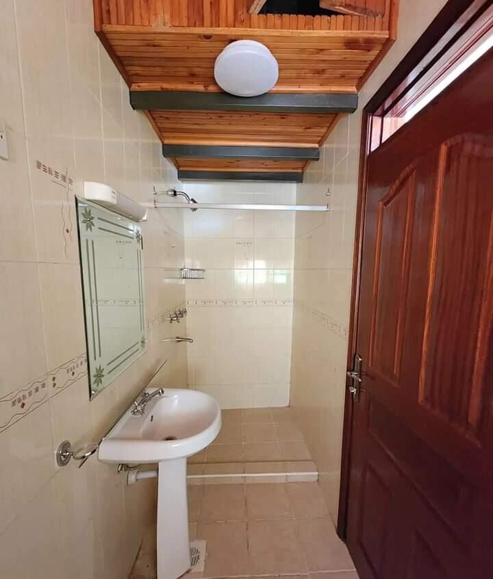 5-Bed Townhouse with Wooden Floors & 12 Units - Kilimani