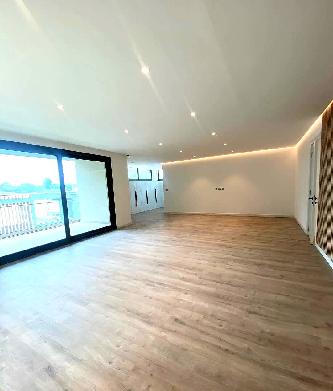5-Ensuite Townhouse with Jacuzzi & Home Office - Lavington