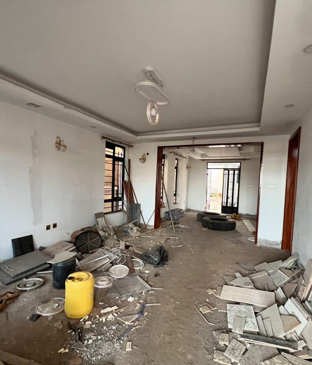 5BR All-Ensuite Villa with DSQ & Gated Security - Ruiru