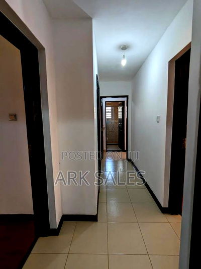 3bdrm Apartment in Kasarani for sale - Image 7