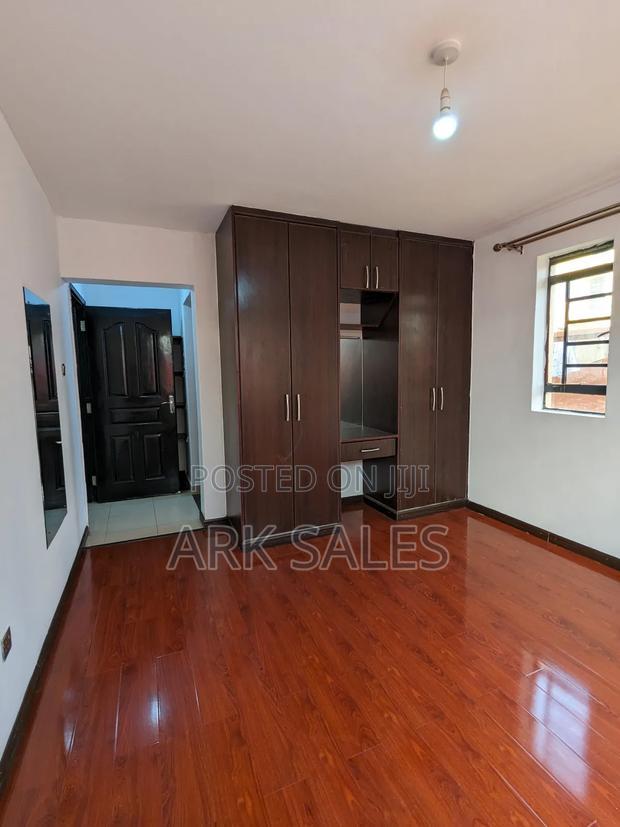 3bdrm Apartment in Kasarani for sale