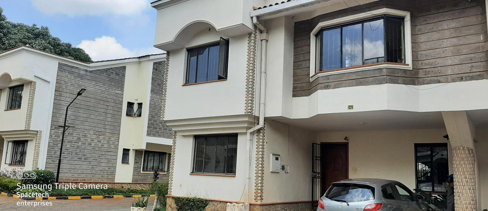 4-Ensuite Townhouse with Big Terrace & Pool - Westlands