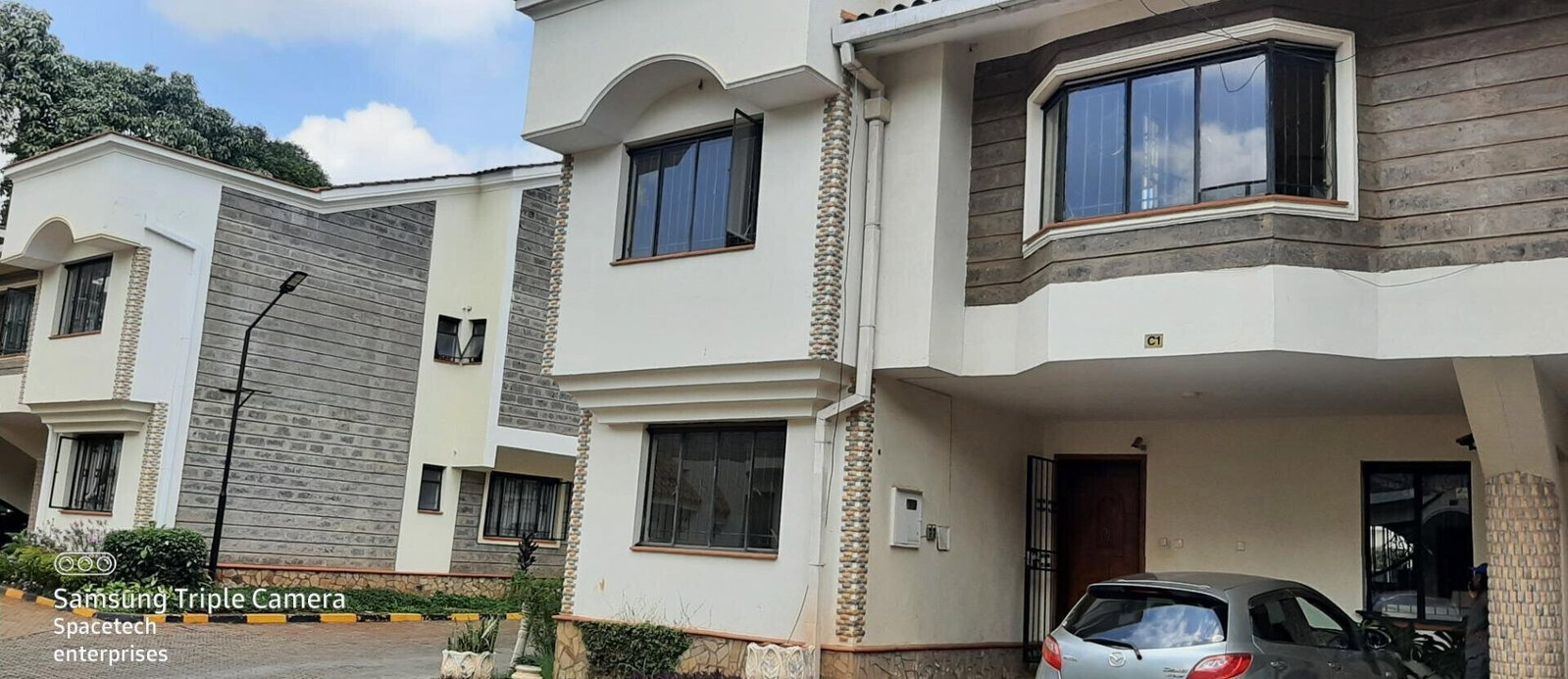 4-Ensuite Townhouse with Big Terrace & Pool - Westlands