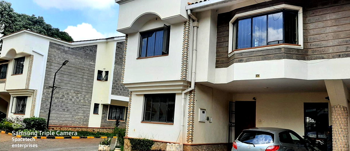 4-Ensuite Townhouse with Big Terrace & Pool - Westlands