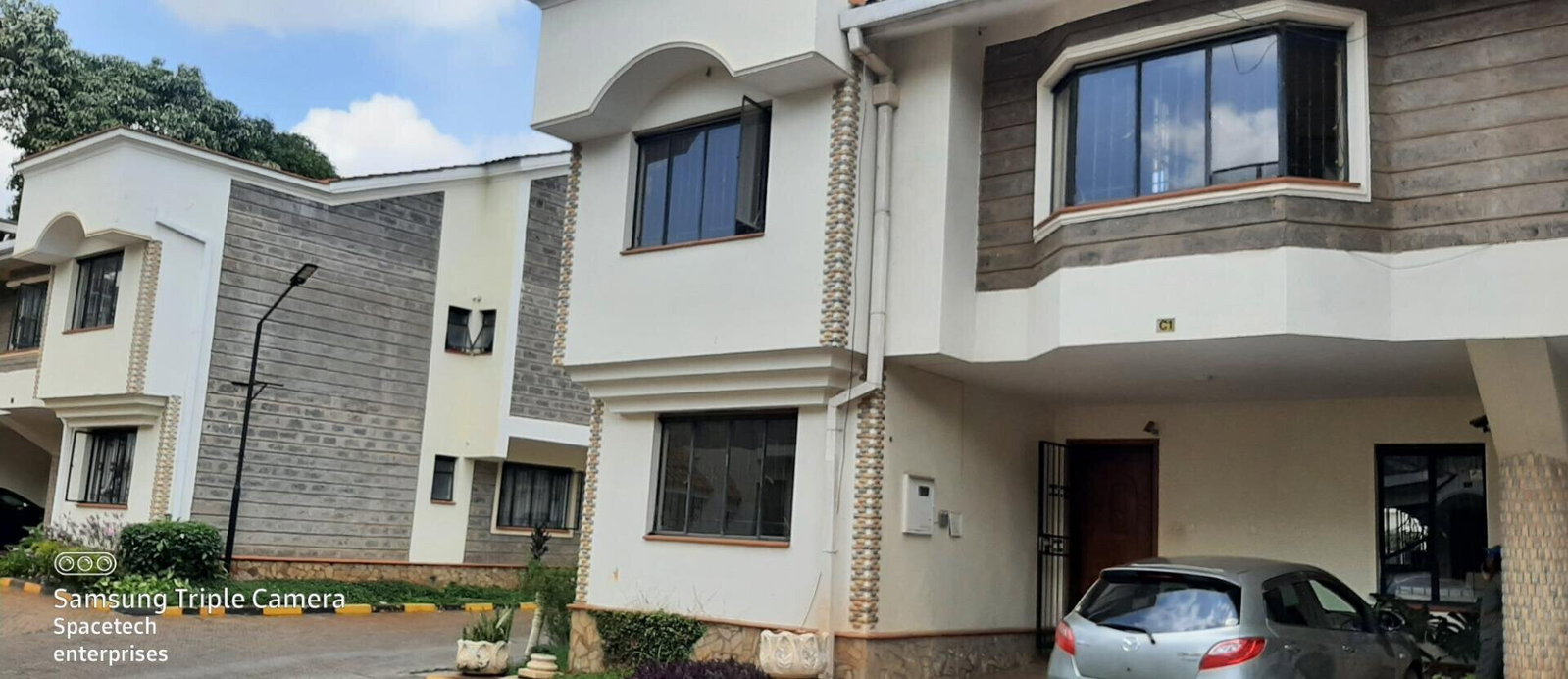 4-Ensuite Townhouse with Big Terrace & Pool - Westlands