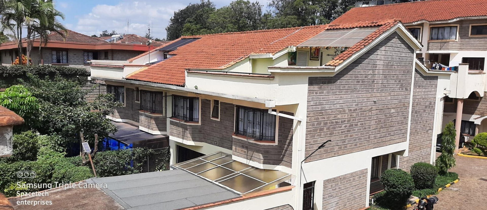 4-Ensuite Townhouse with Big Terrace & Pool - Westlands