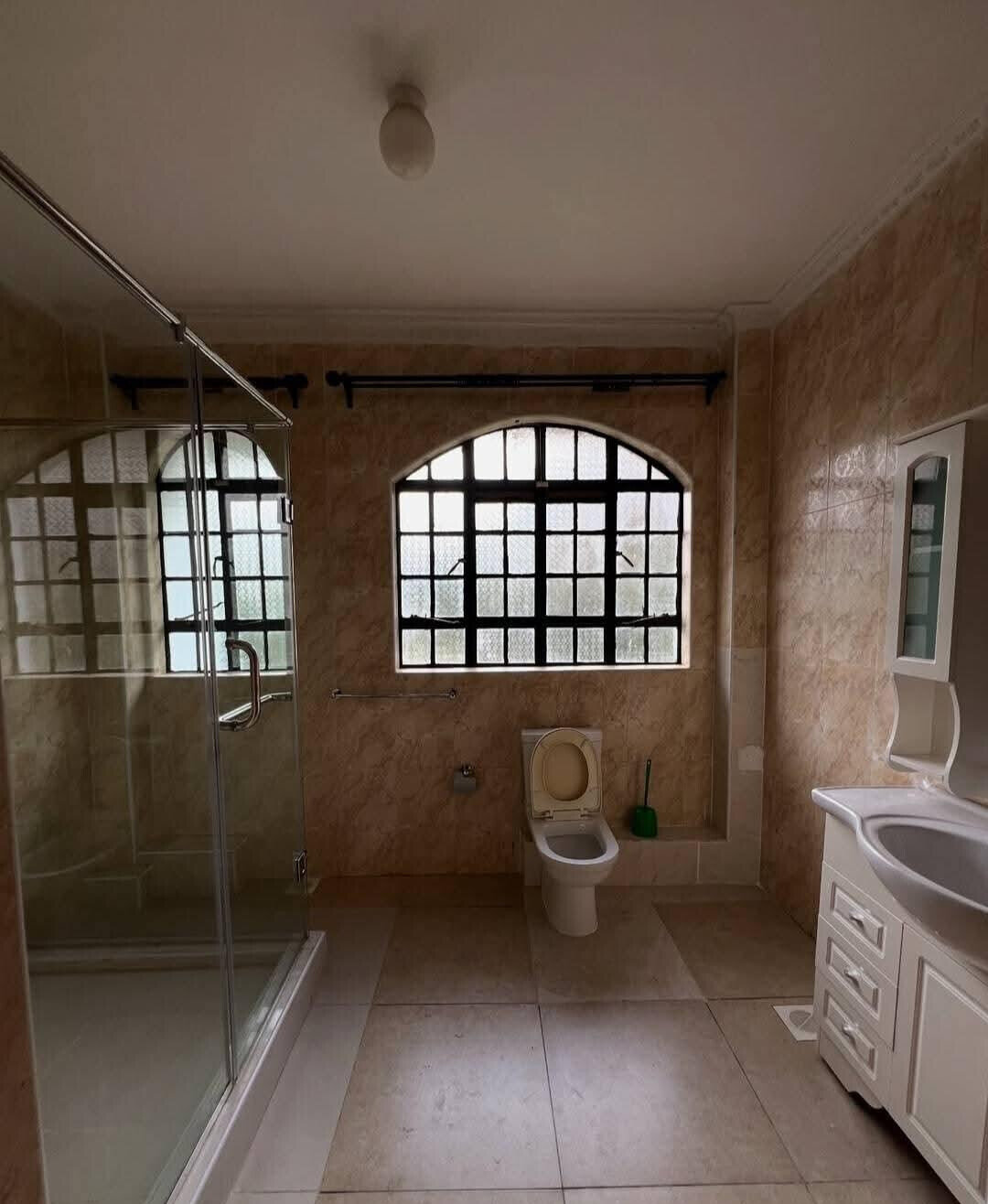5BR Garden Home at KSh 400K