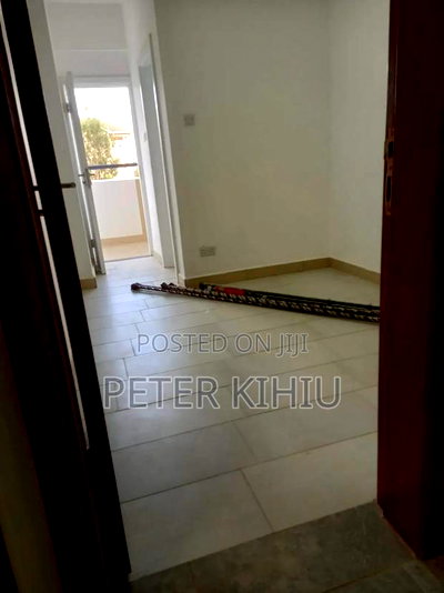 3bdrm Apartment in Lavington for sale - Image 11