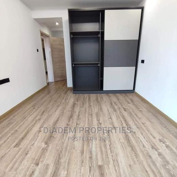 3bdrm Apartment in Valley Arcade for Rent
