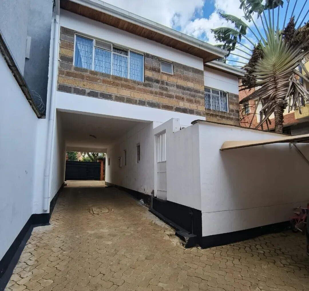 Pet-Friendly 4BR Maisonette in Private 3-Unit Compound - Kileleshwa