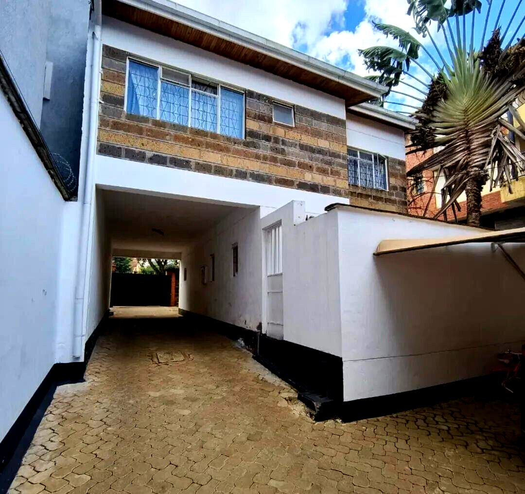 Pet-Friendly 4BR Maisonette in Private 3-Unit Compound - Kileleshwa