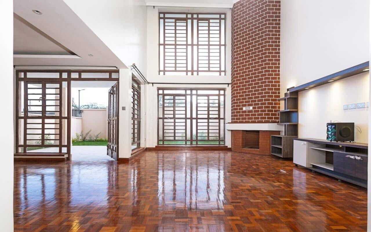 4BR All-Ensuite Townhouse with Rooftop Terrace & DSQ - Matasia