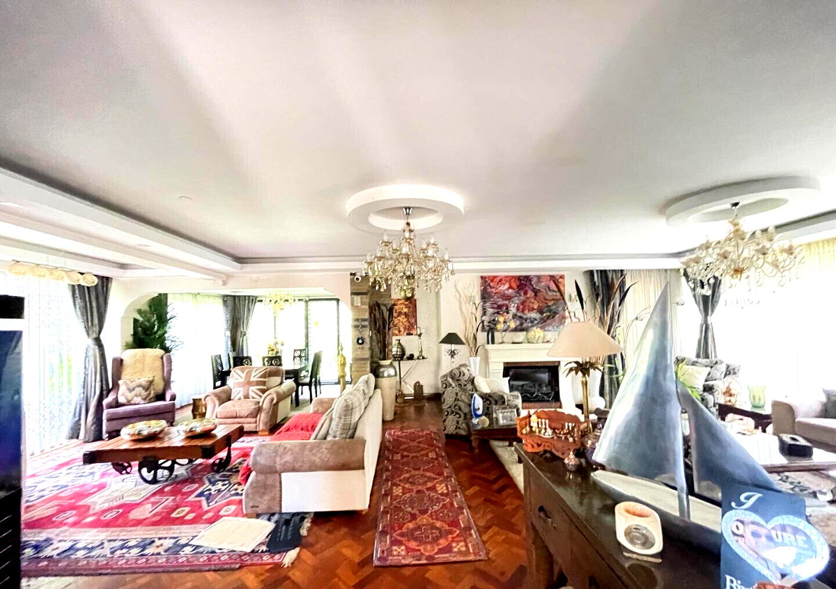 Homely 5-Ensuite Villa with Large Garden & DSQ - Lavington