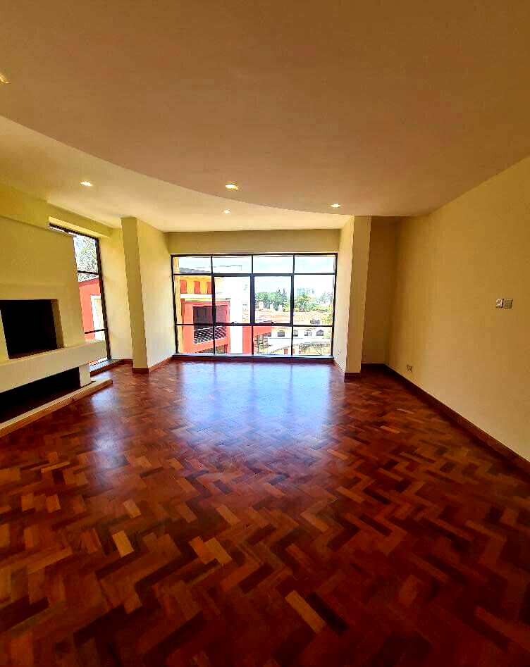 5-Ensuite Townhouse with Rooftop Garden & Fireplace - Lavington