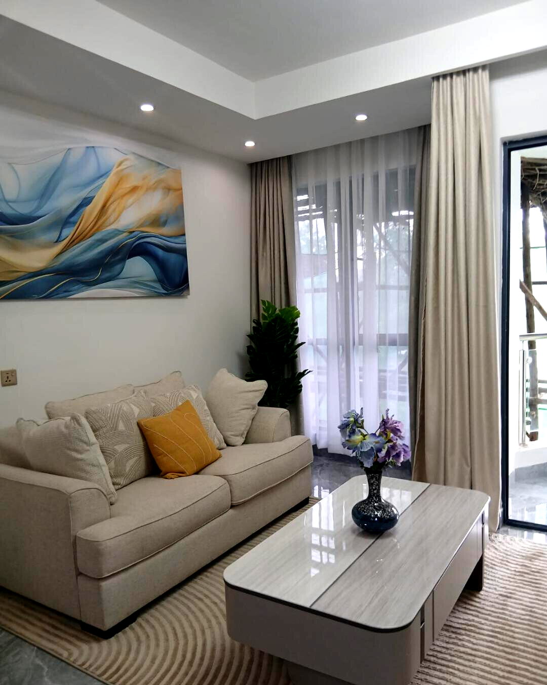 1BR Off Ngong Road with Heated Pool & Rooftop Terrace - Kilimani