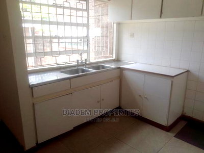 Commercial Bungalow to Let in Kileleshwa - Image 7