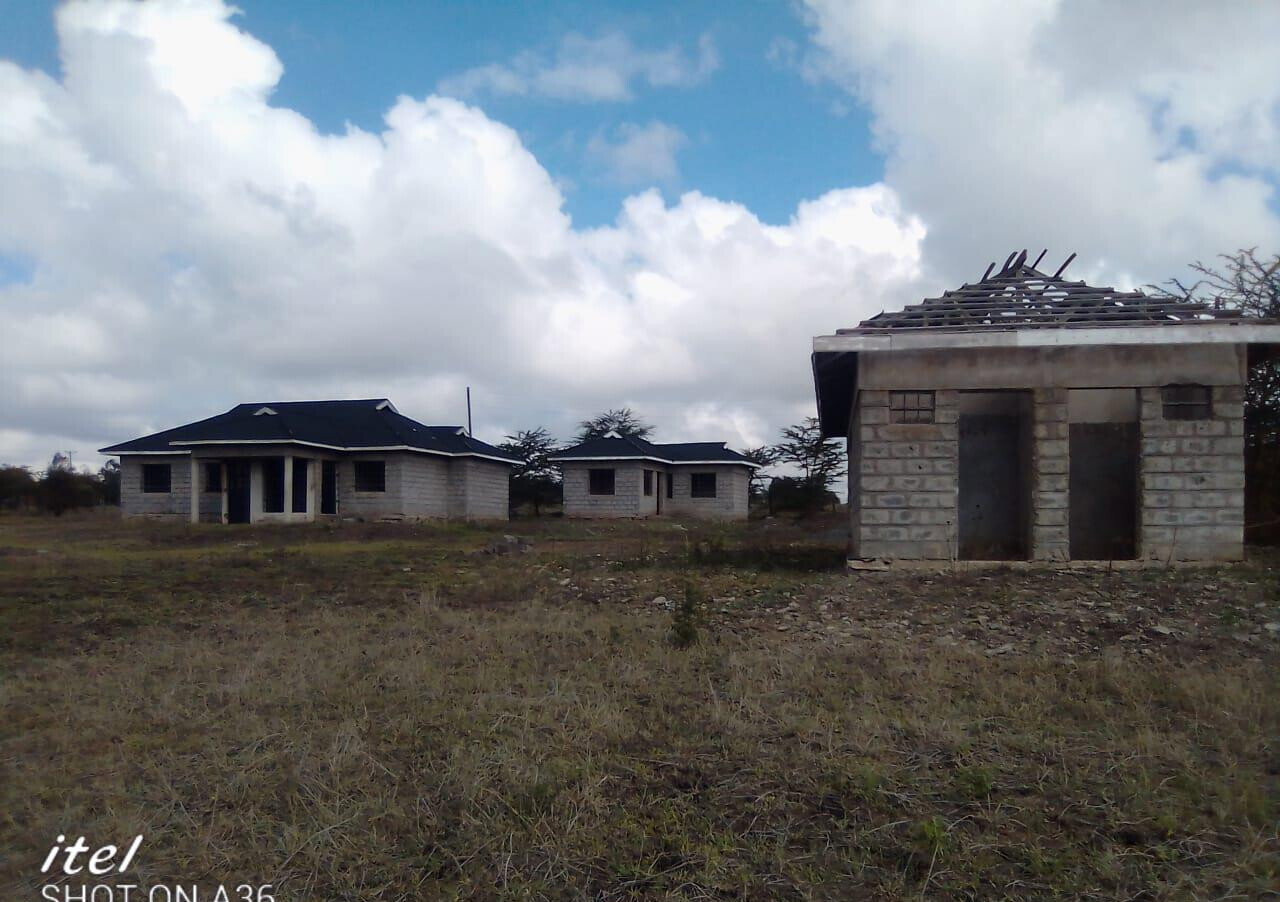 9-Acre Garden Land with Parking - Kajiado