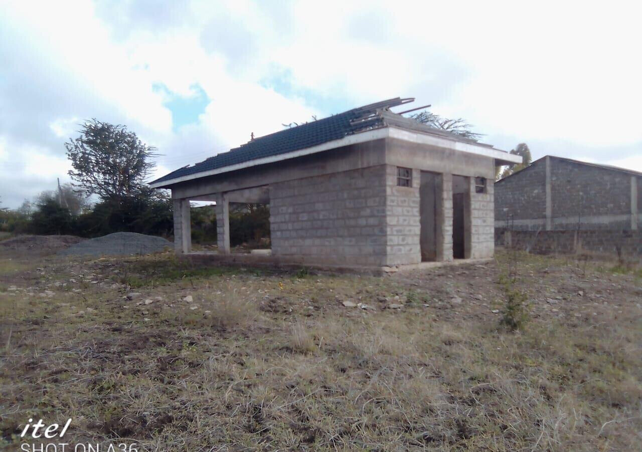 9-Acre Garden Land with Parking - Kajiado