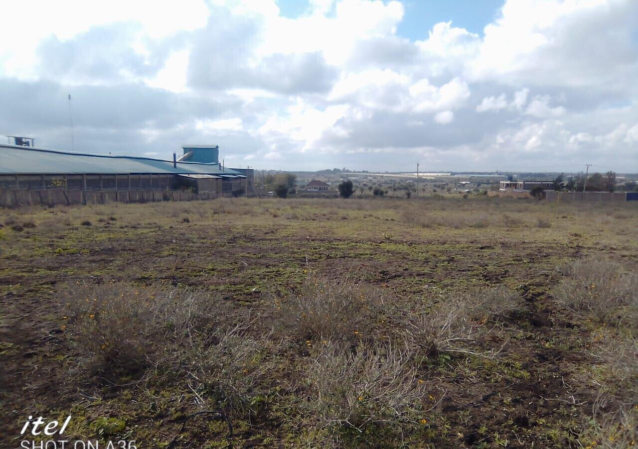 9-Acre Garden Land with Parking - Kajiado