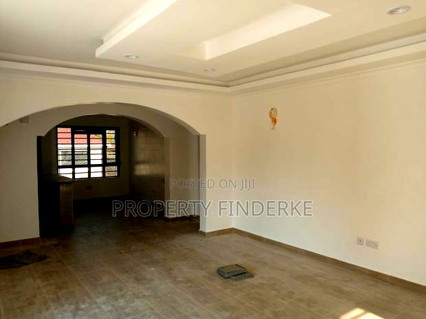 3bdrm Bungalow in Kitengela for sale