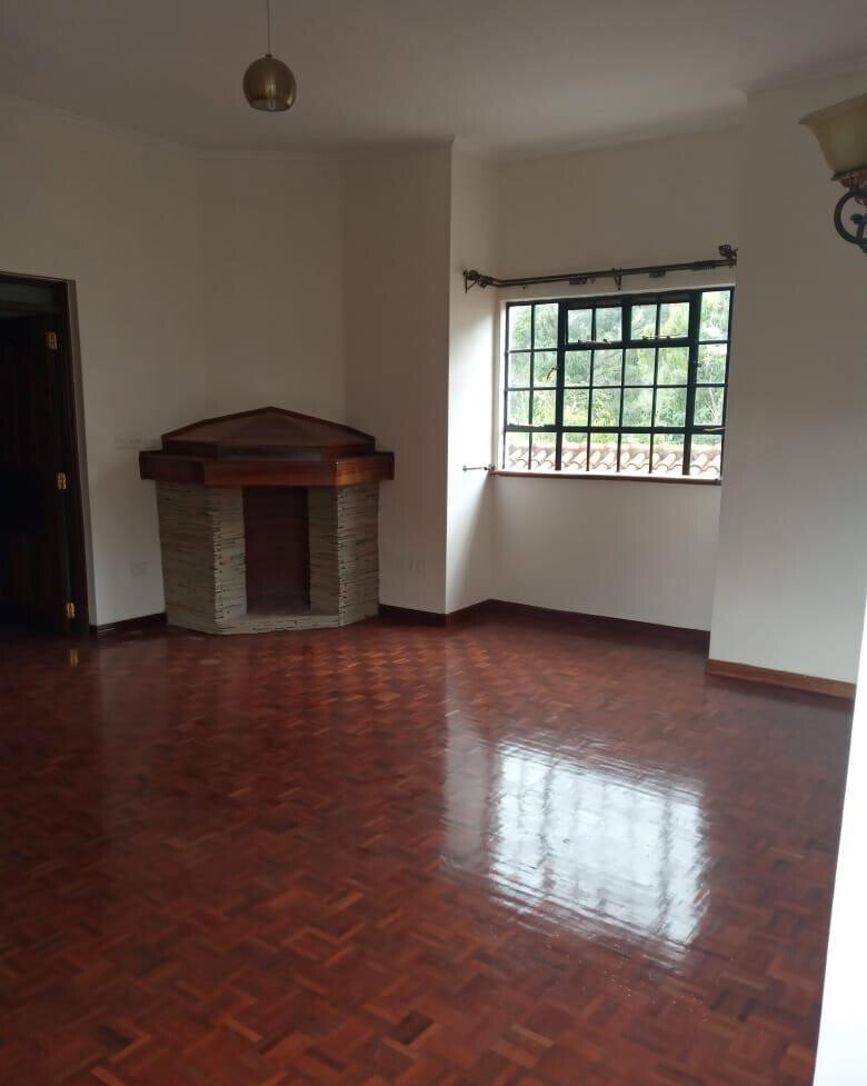 4-Bed Townhouse on Half-Acre with Mature Garden – Karen