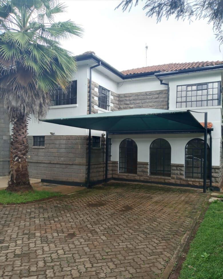4-Bed Townhouse on Half-Acre with Mature Garden – Karen