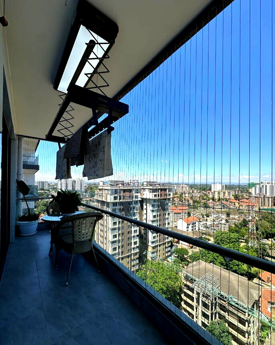 2BR Townhouse with Pool, Gym & Rooftop Football - Kilimani