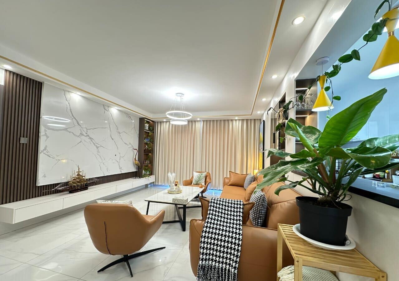 2BR Townhouse with Pool, Gym & Rooftop Football - Kilimani