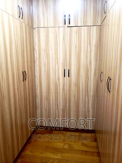 5bdrm Townhouse / Terrace in Lavington Green for rent - Image 3