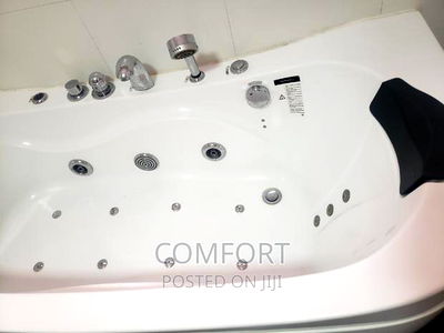 5bdrm Townhouse / Terrace in Lavington Green for rent - Image 2