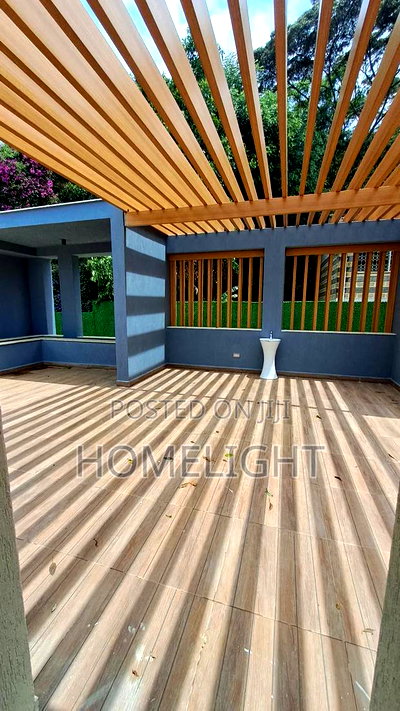 5bdrm Villa in Lavington for sale - Image 9