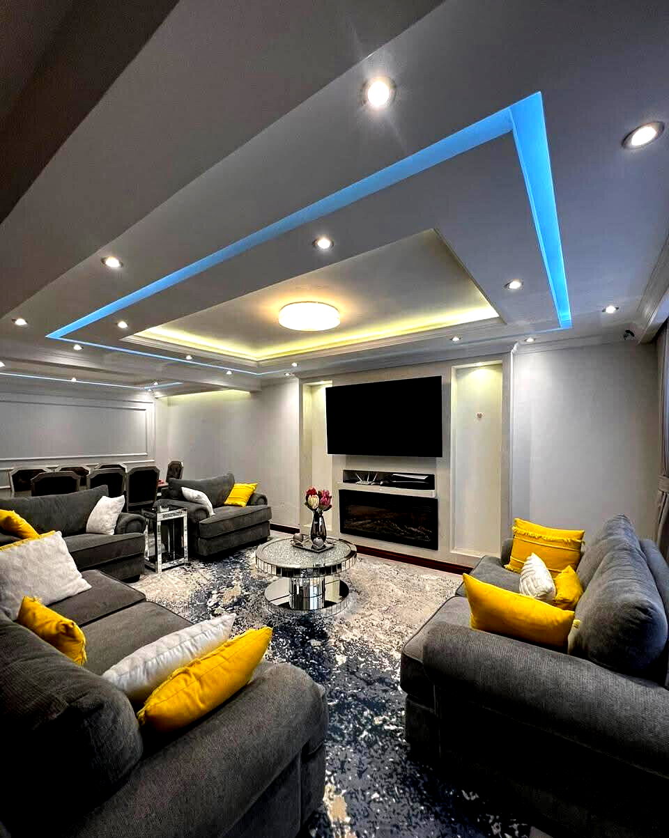 4-Ensuite Maisonette with DSQ & 12,900L Water Storage - Lavington