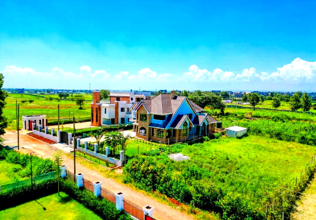 1/2 Acre Plot in Kimbo
